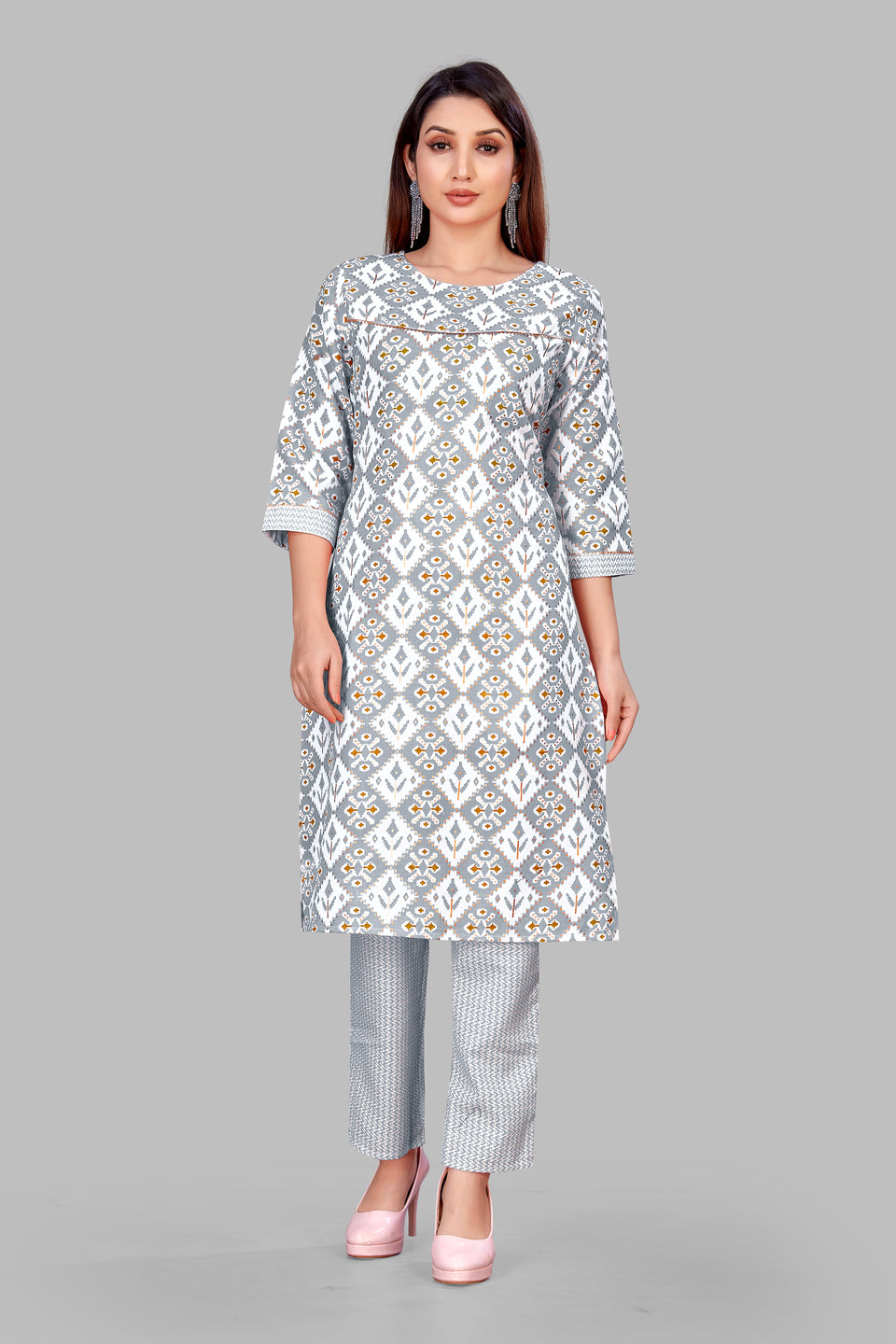 SUNDARNAARI Gray Printed Cotton Blend Kurta Pyjama Set for Women - Stylish & Comfortable Traditional Wear