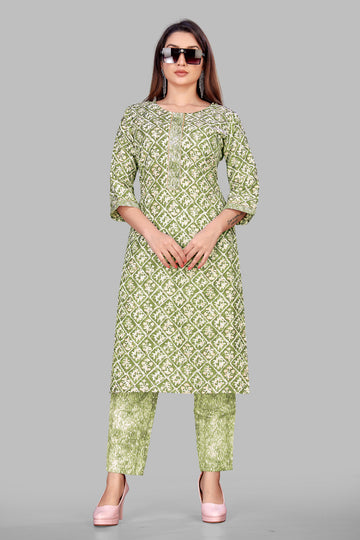 SUNDARNAARI Green Printed Cotton Blend Kurta Pyjama Set for Women – Elegant Traditional Wear for Casual & Festive Occasions