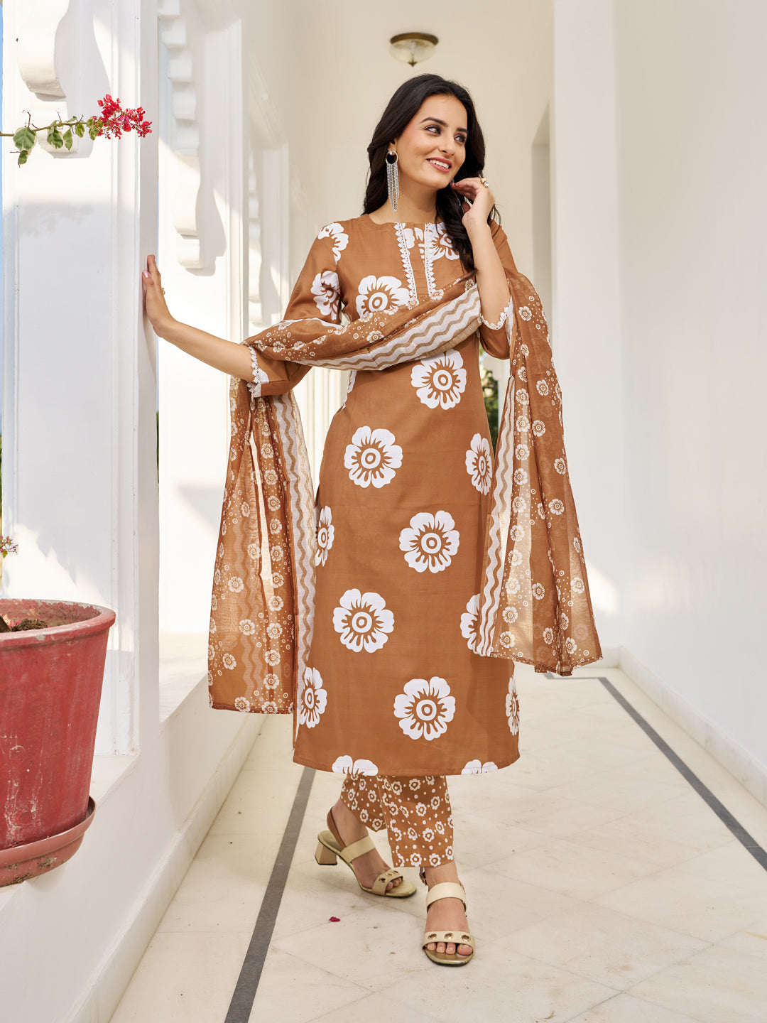 Rust  Cotton Blend Kurta Set Printed by Vibe Vision