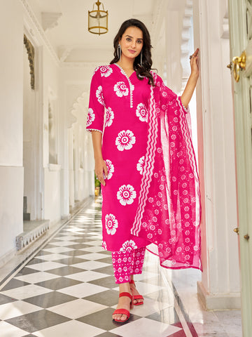 Pink  Cotton Blend Kurta Set Printed by Vibe Vision