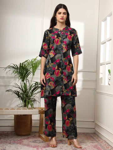 SUNDARNAARI Cotton Blend Printed Co-Ords – Stylish Black Women's Casual Wear Set