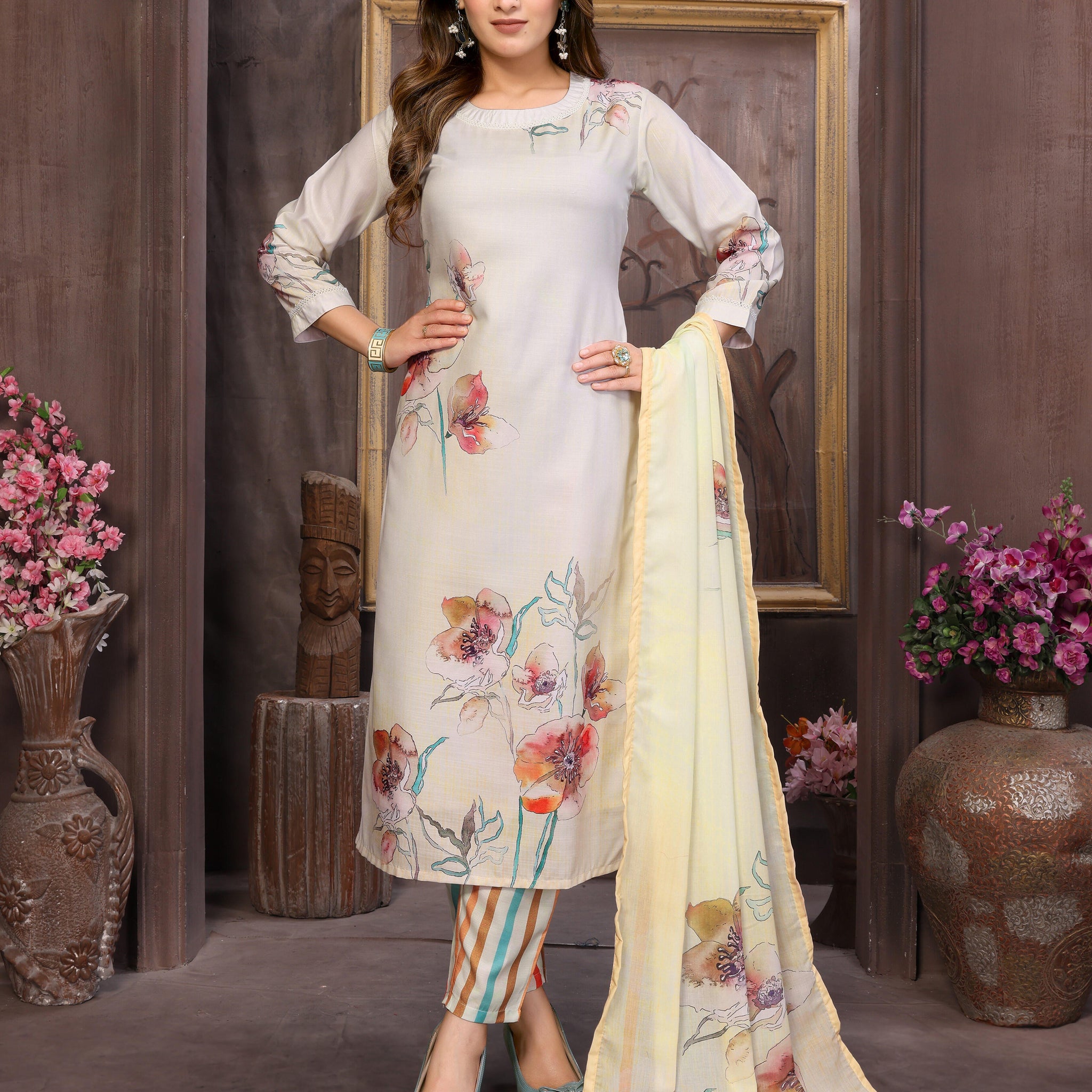 SUNDARNAARI Ivory Kurta Set for Women - Digital Print Viscose Rayon, Stylish and Comfortable, Perfect for Casual and Festive Occasions