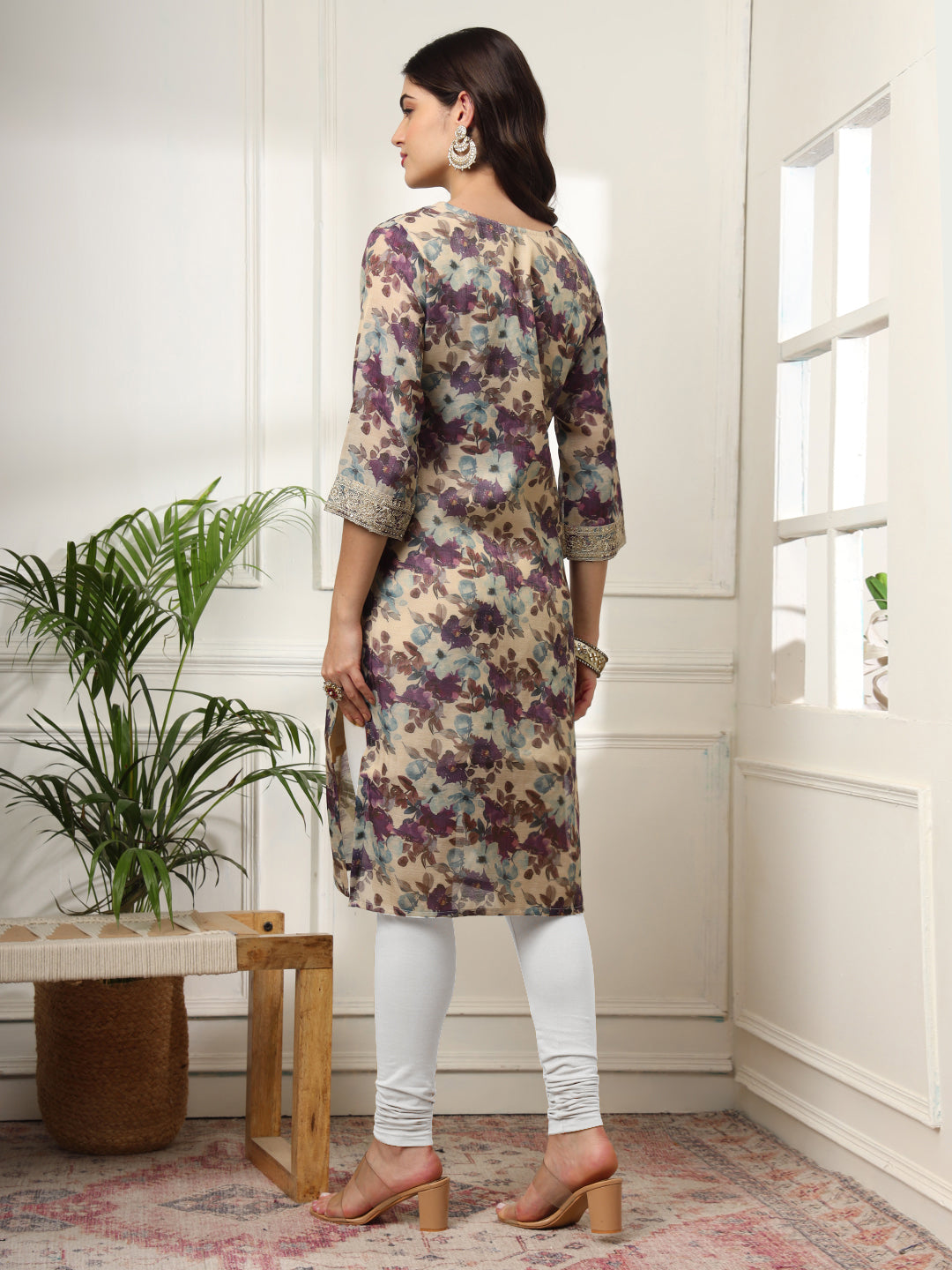 SUNDARNAARI Cream  Floral Silk Blend Kurtis