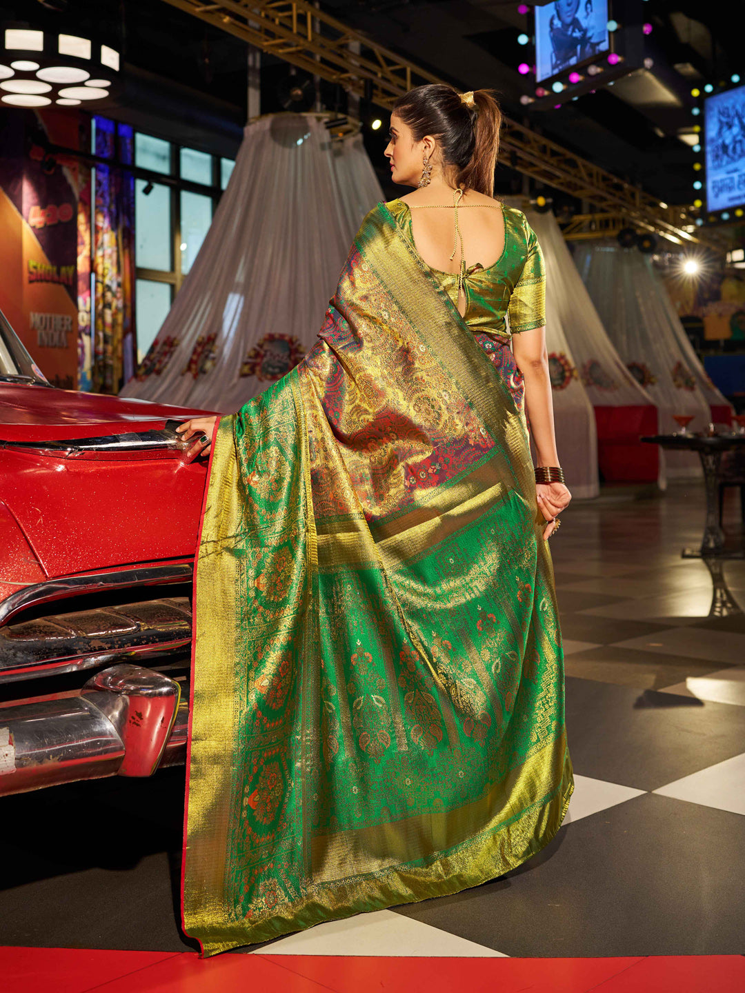 Swornof Womens Kanjivaram Patola Silk Saree With Blouse Piece - Green