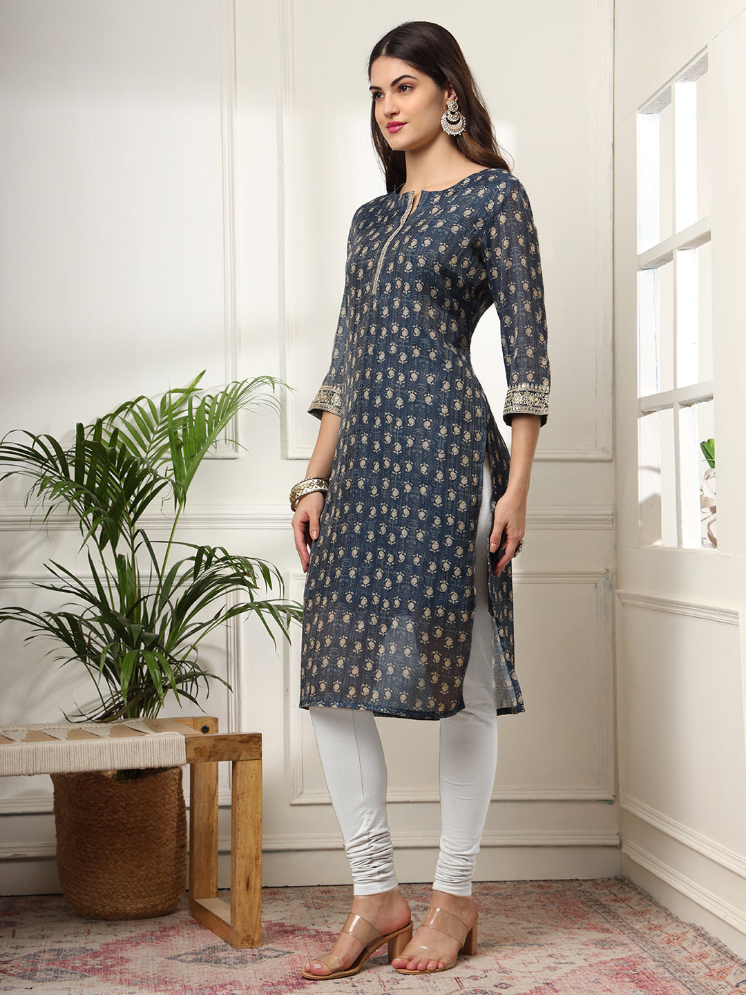 SUNDARNAARI Floral Silk Blend Kurti – Elegant Ethnic Wear, Blue