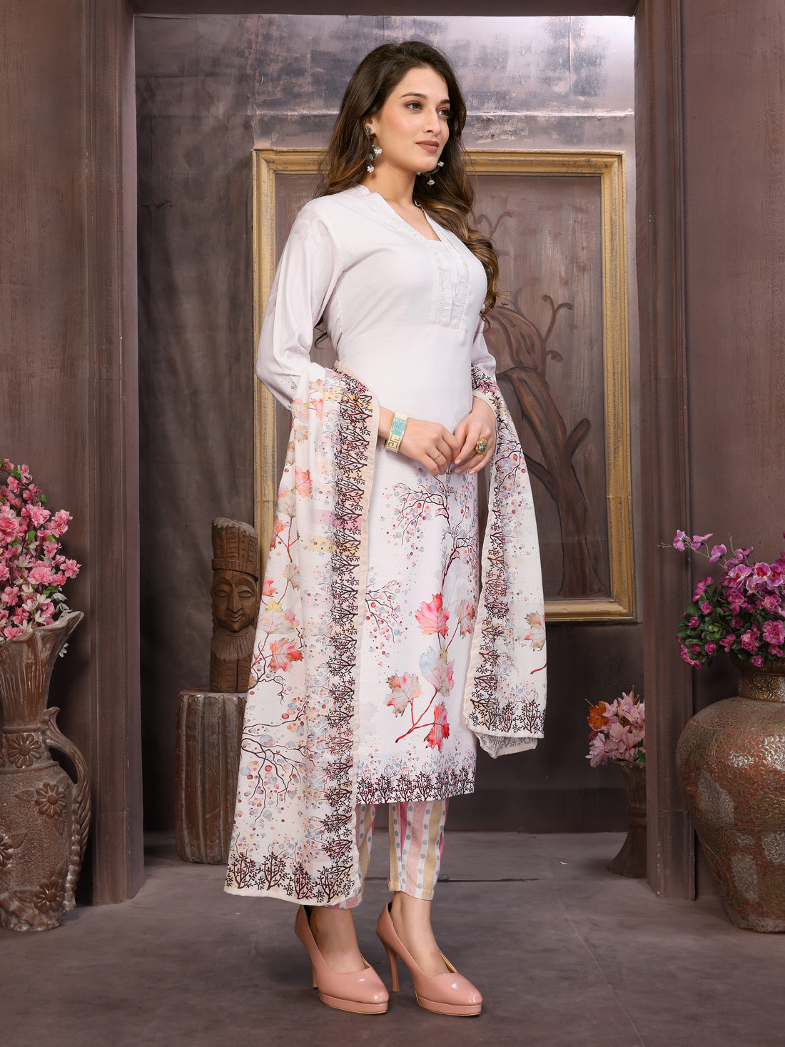 SUNDARNAARI White Kurta Set for Women - Digital Print Viscose Rayon, Elegant & Comfortable, Perfect for Casual & Festive Occasions