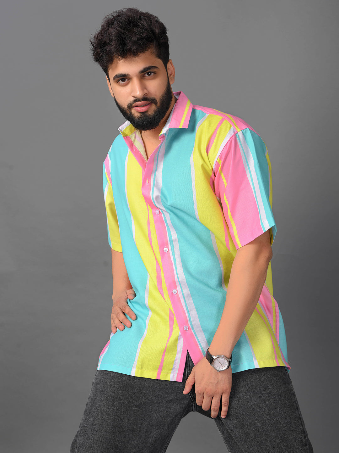 BOWLIFESTYLE Cotton Blend Regular Fit Striped Half Sleeves Men's Casual Shirt.