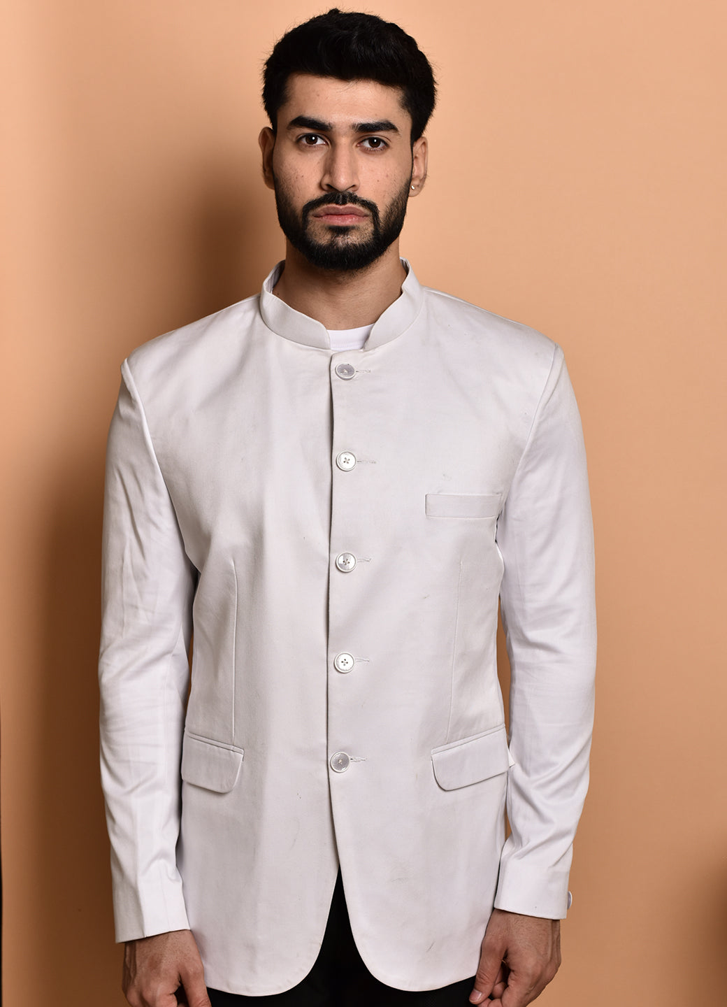 BOWLIFESTYLE White Cotton Blend Solid Blazer