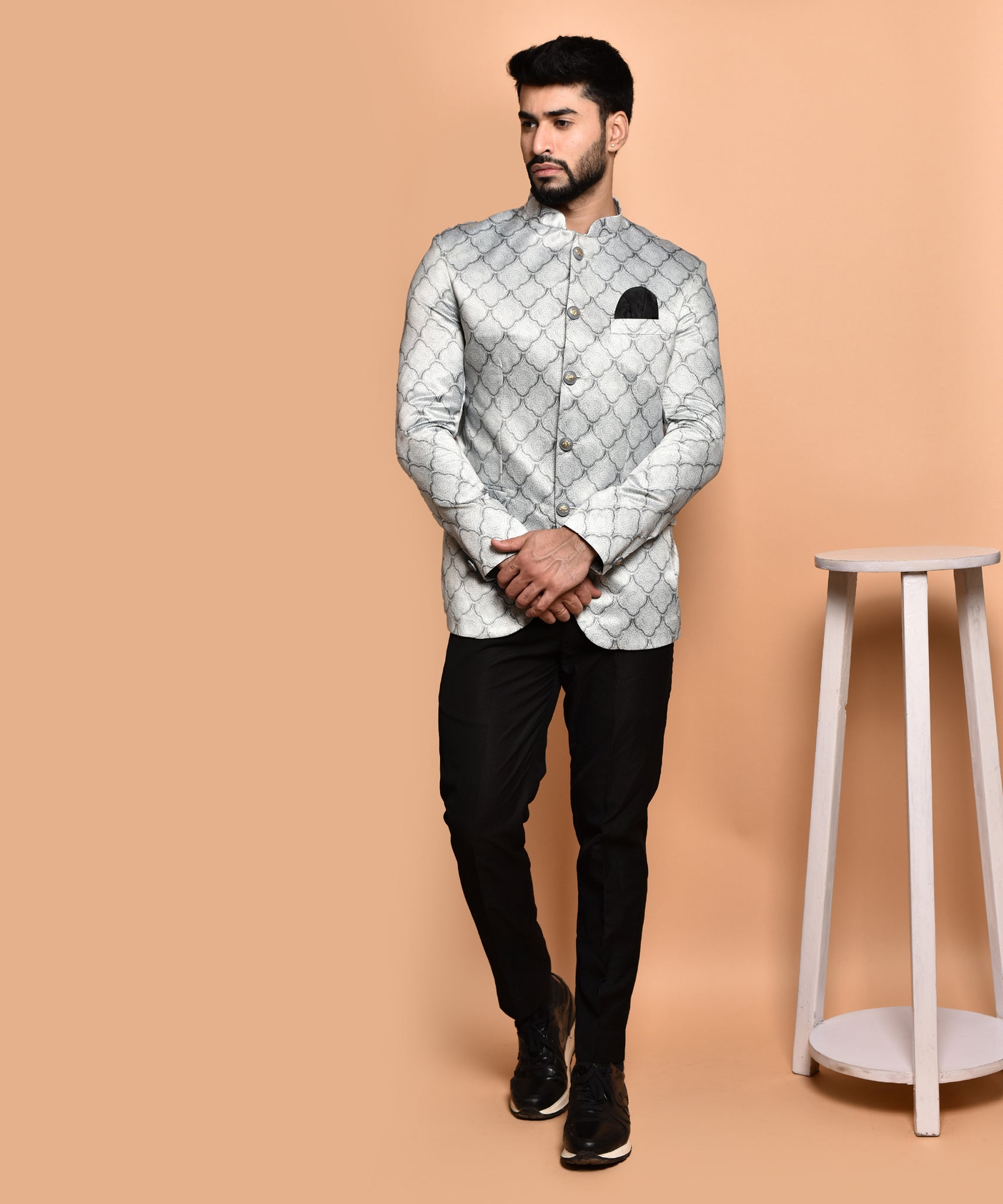 BOWLIFESTYLE Silver Cotton Blend Printed Blazer