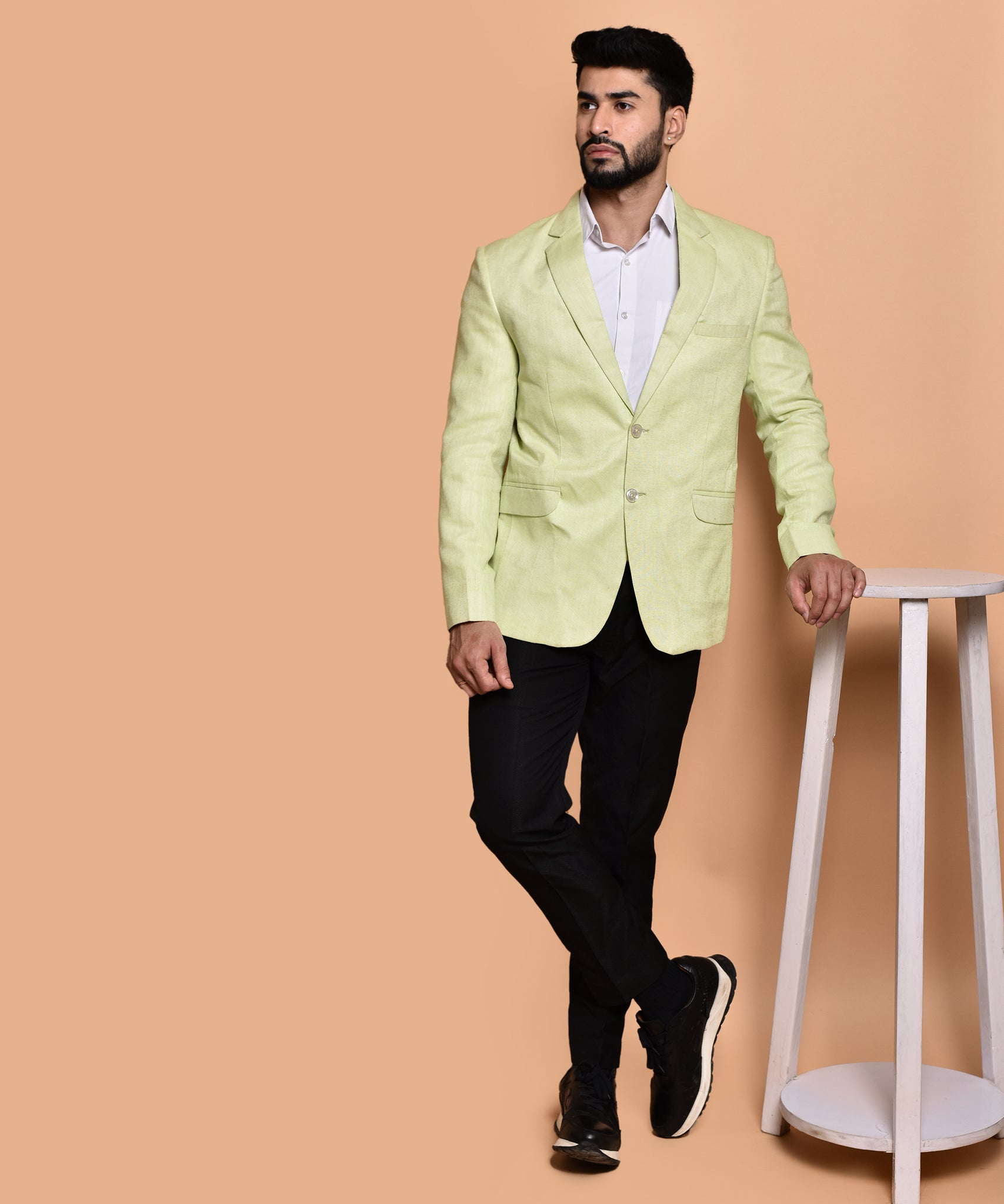 BOWLIFESTYLE Cream Cotton Blend Solid Blazer