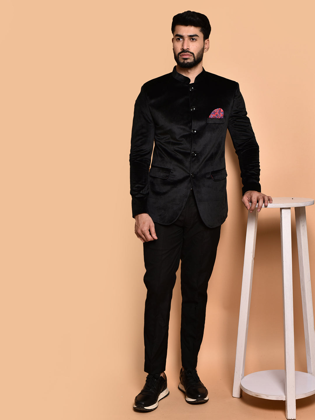 BOWLIFESTYLE Black Velvet Solid Blazer