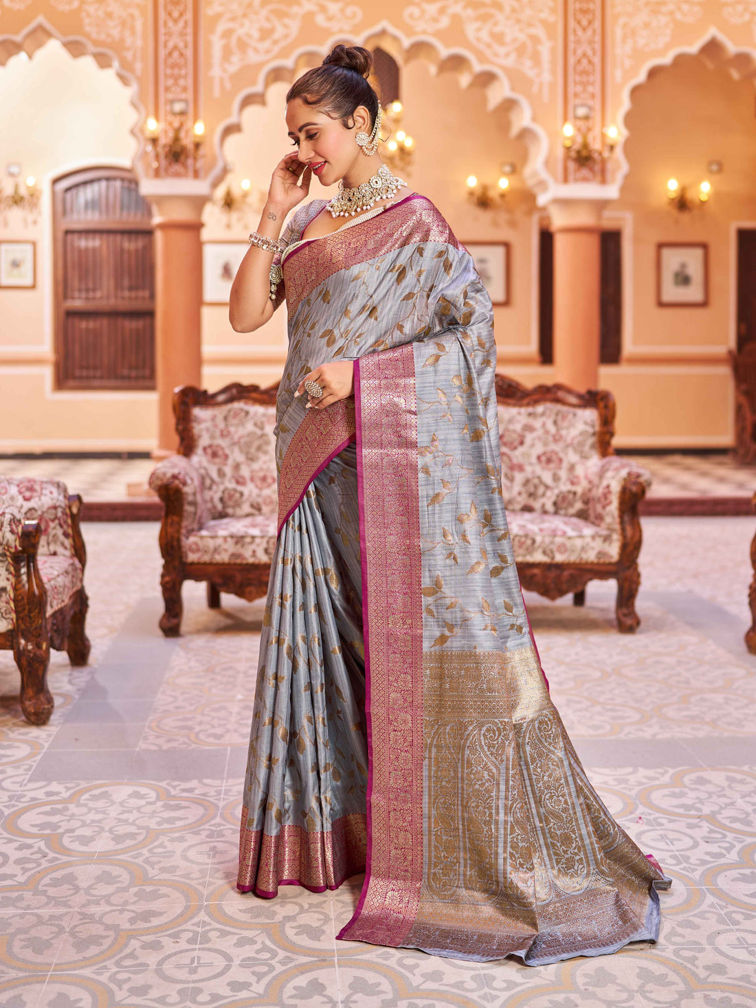 Swornof Women Cotton Saree With Blouse Piece - Grey