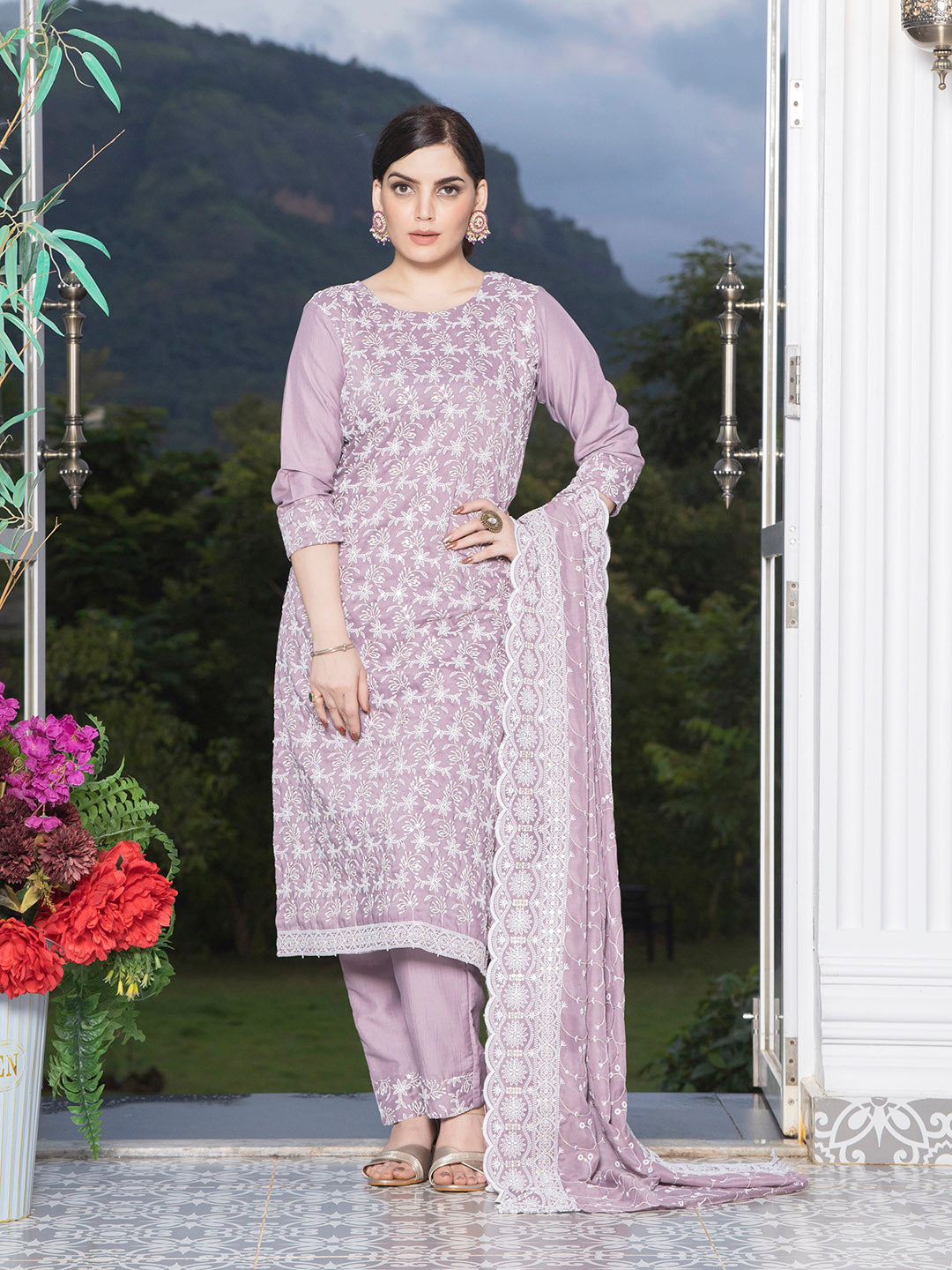 Lavender Chinon Embroidered Kurta Set with Dupatta - Laxis