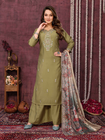 SUNDARNAARI Organic Cotton Embroidered Kurta Set in Olive Green – Sustainable & Stylish Women's Wear