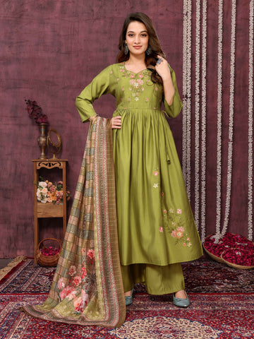 SUNDARNAARI Green Organic Cotton Embroidered Kurta Set - Eco-Friendly & Elegant Design