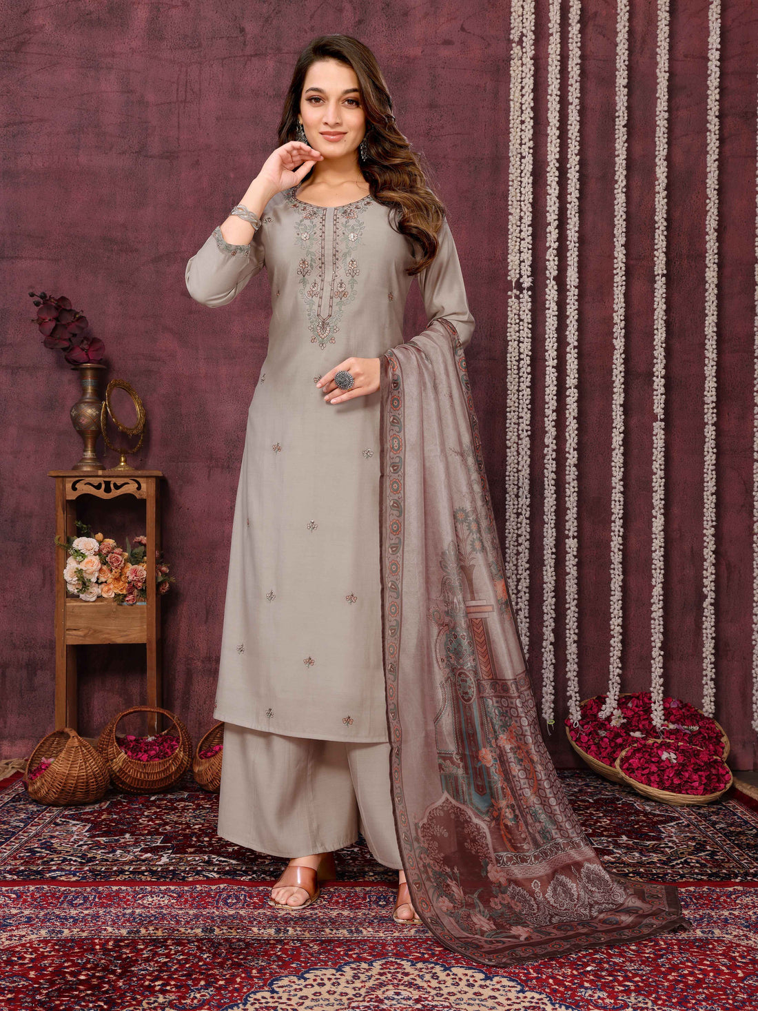 SUNDARNAARI Organic Cotton Embroidered Kurta Set in Gray – Stylish & Comfortable Traditional Wear for Women