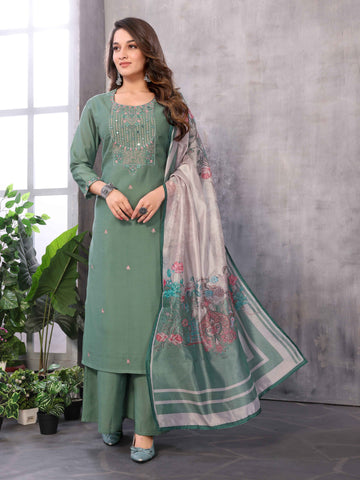 SUNDARNAARI Organic Cotton Embroidered Kurta Set in Sea Green – Comfortable & Elegant Traditional Wear for Women