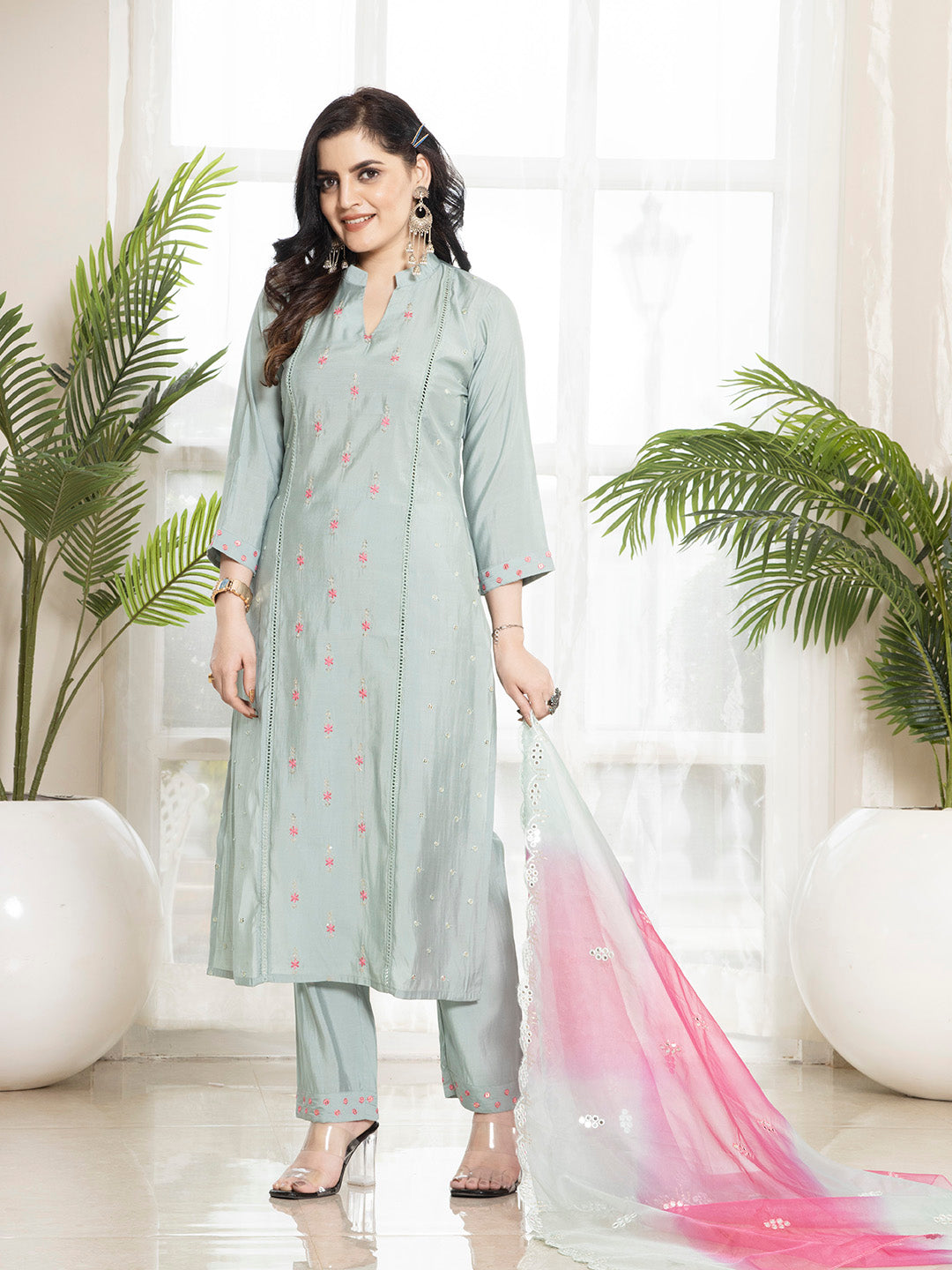 Chanderi Silk Embroidered Kurta Set with Dupatta - Laxis